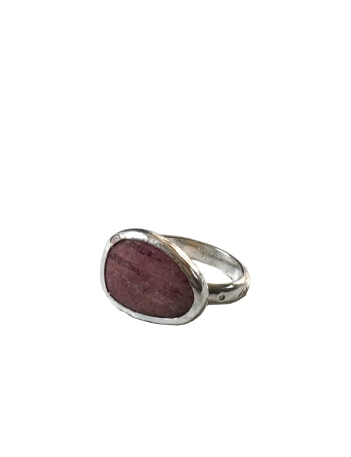 rhodonite horizontal ring